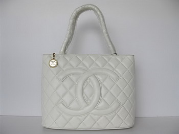 AAA Chanel Lambskin Quilted CC Tote Bag 25188 White Online